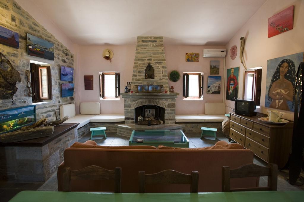 Benos Tower Villa Tsikkalia ภายนอก รูปภาพ